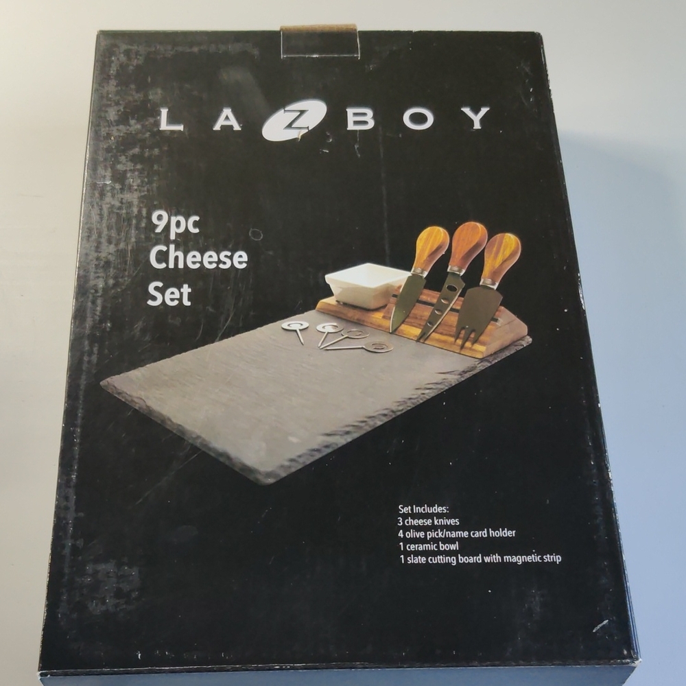 La-Z-Boy 9pc Cheese Set with Knives